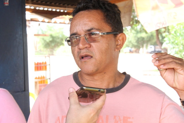 Edson Gonçalves, morador da localidade